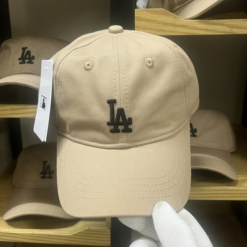 Small label deep khaki-la scan code sign