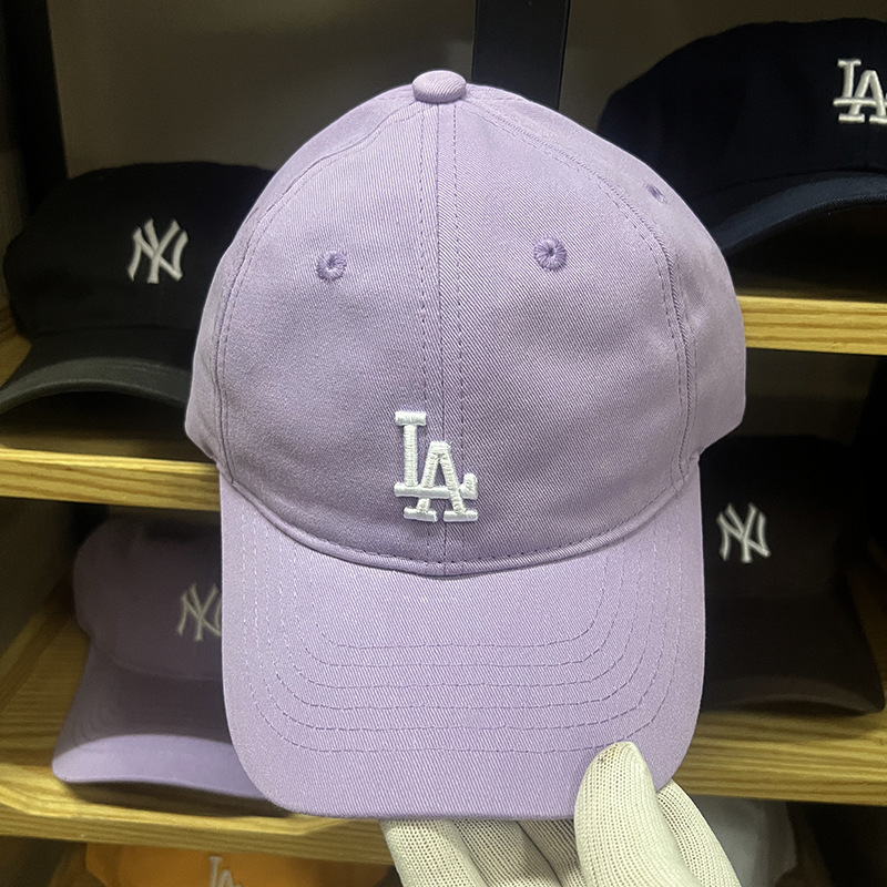 Small label purple-la scanning code