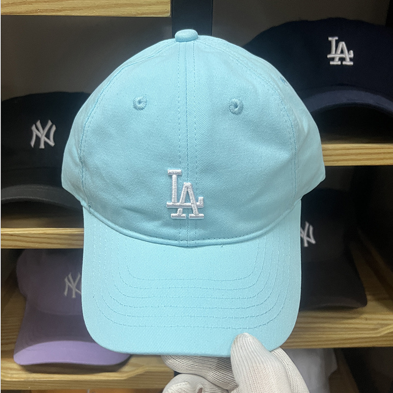 Small label mint blue-la scan code sign